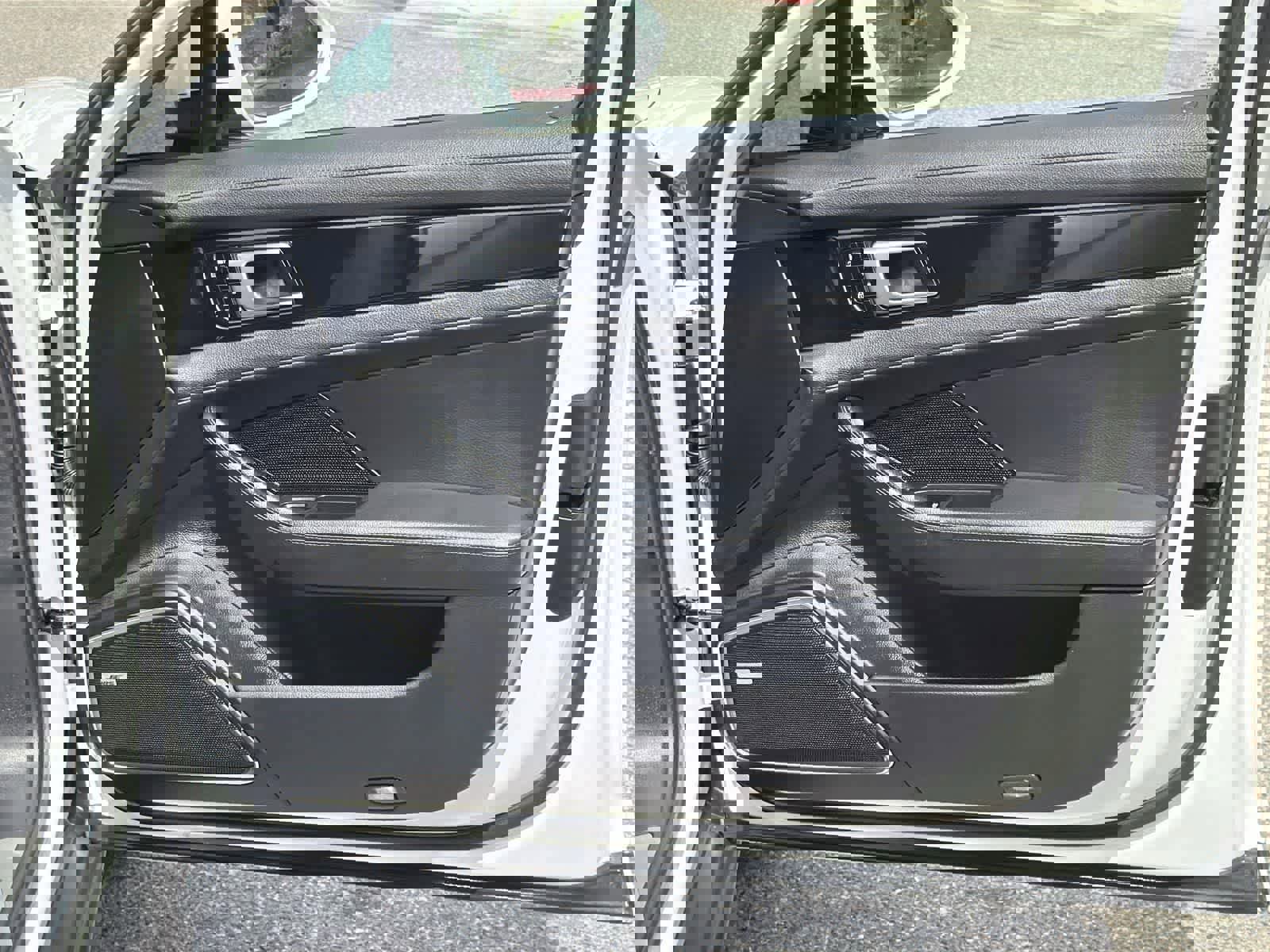 Used 2021 Porsche Panamera 4 image 33