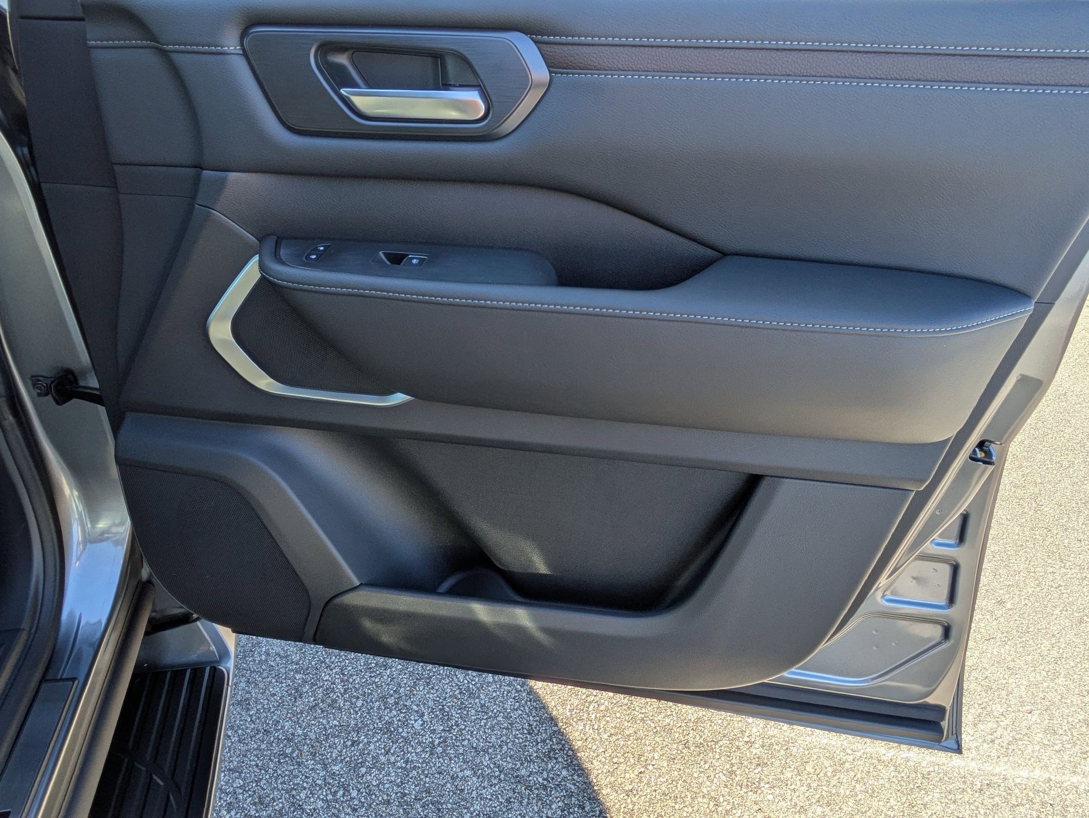 New 2026 Nissan Armada Platinum Reserve image 36