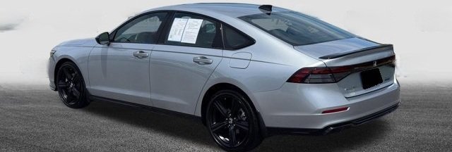Used 2025 Honda Accord Sport image 4