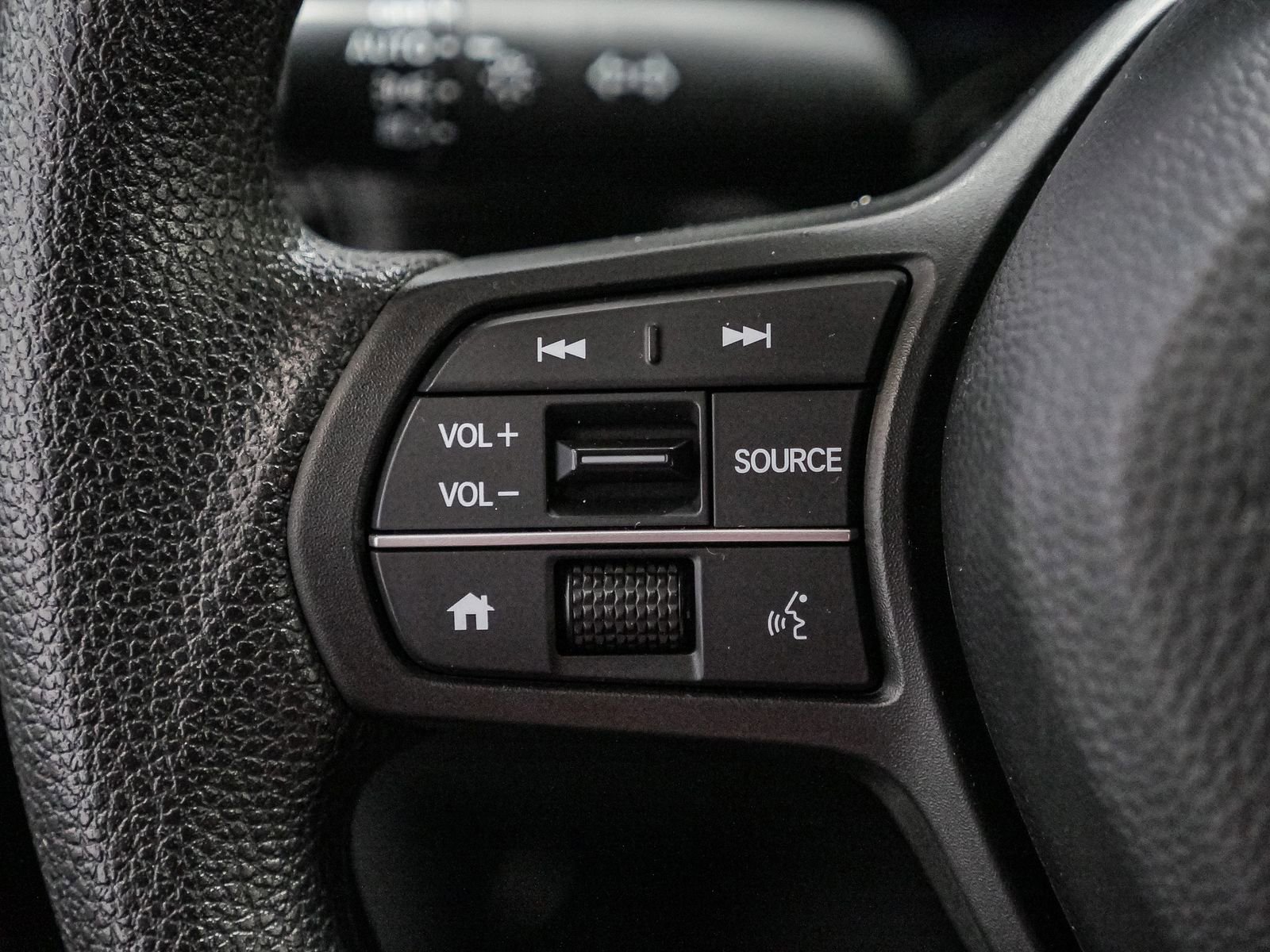 Used 2023 Honda HR-V LX image 33