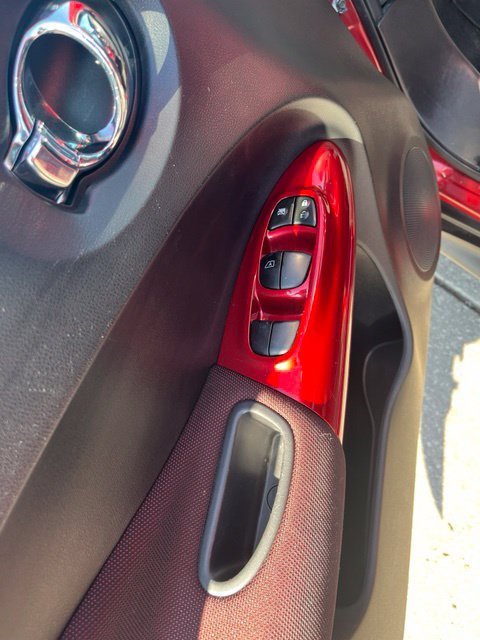 Used 2012 Nissan Juke SL AWD/4WD image 12