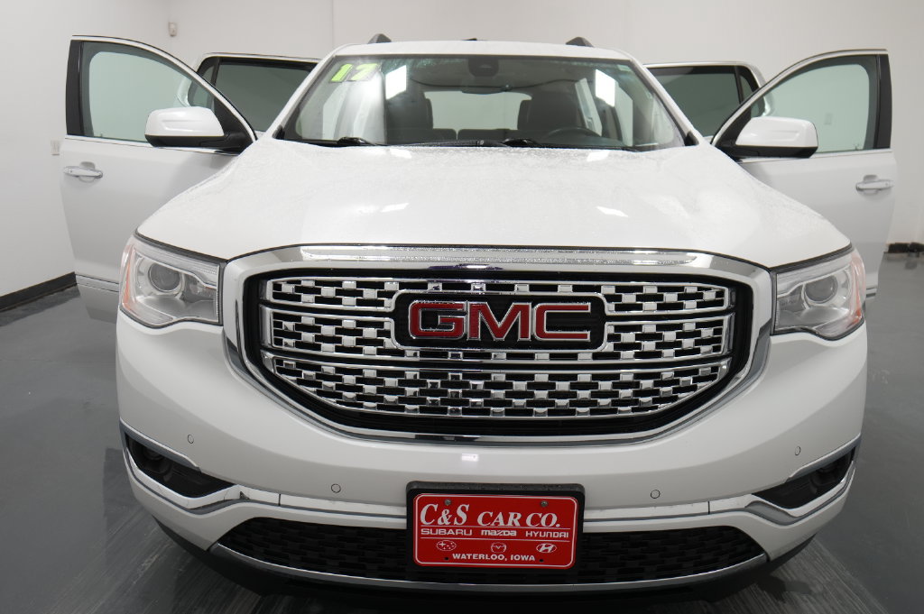 Used 2017 GMC Acadia Denali AWD/4WD image 32