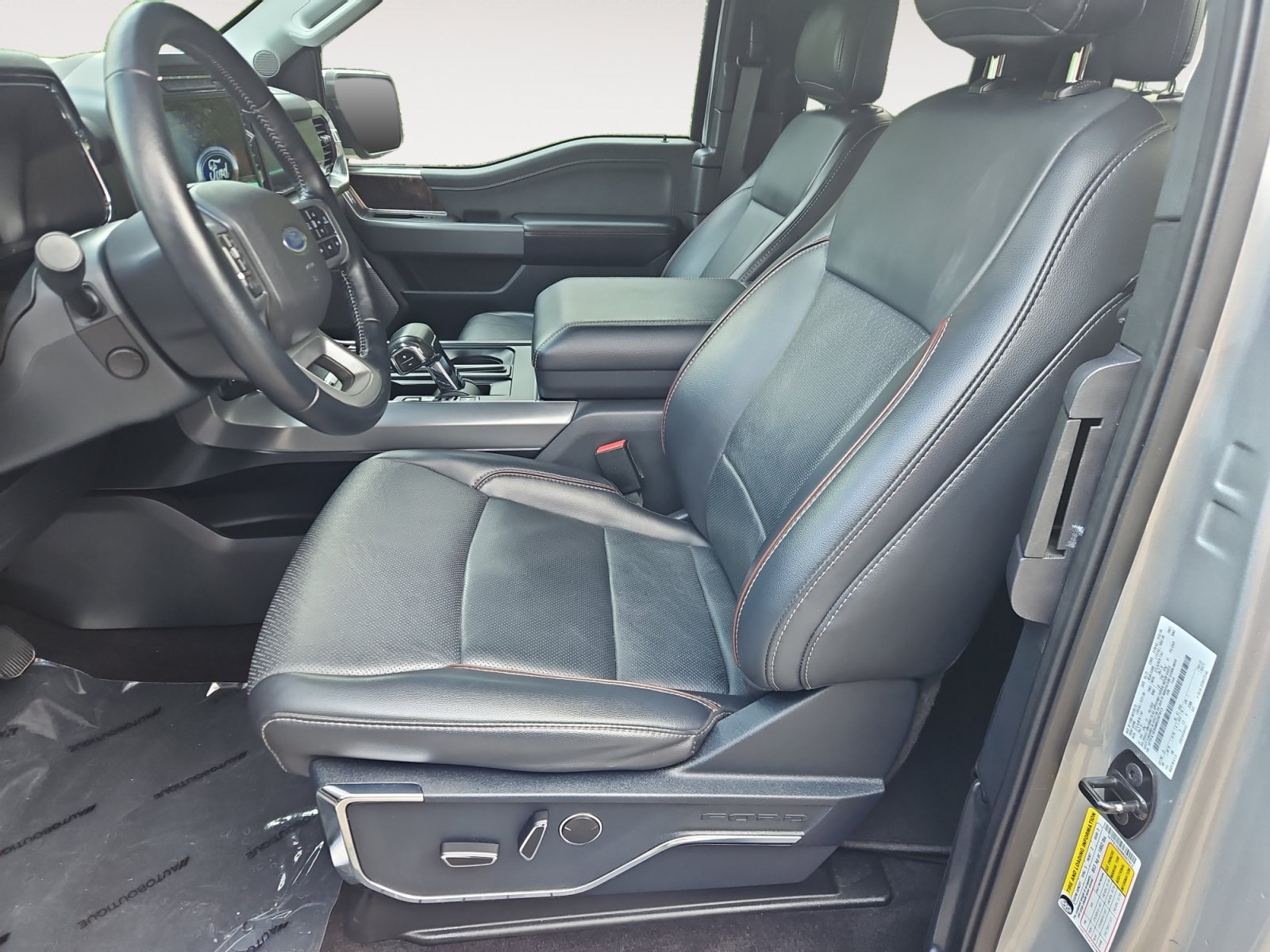 Used 2021 Ford F150 Lariat w/ Equipment Group 502A High AWD/4WD image 11