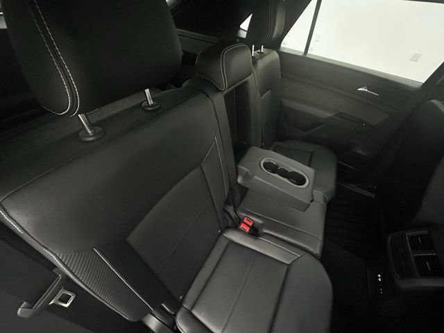 Used 2023 Volkswagen Atlas Cross Sport SEL image 40