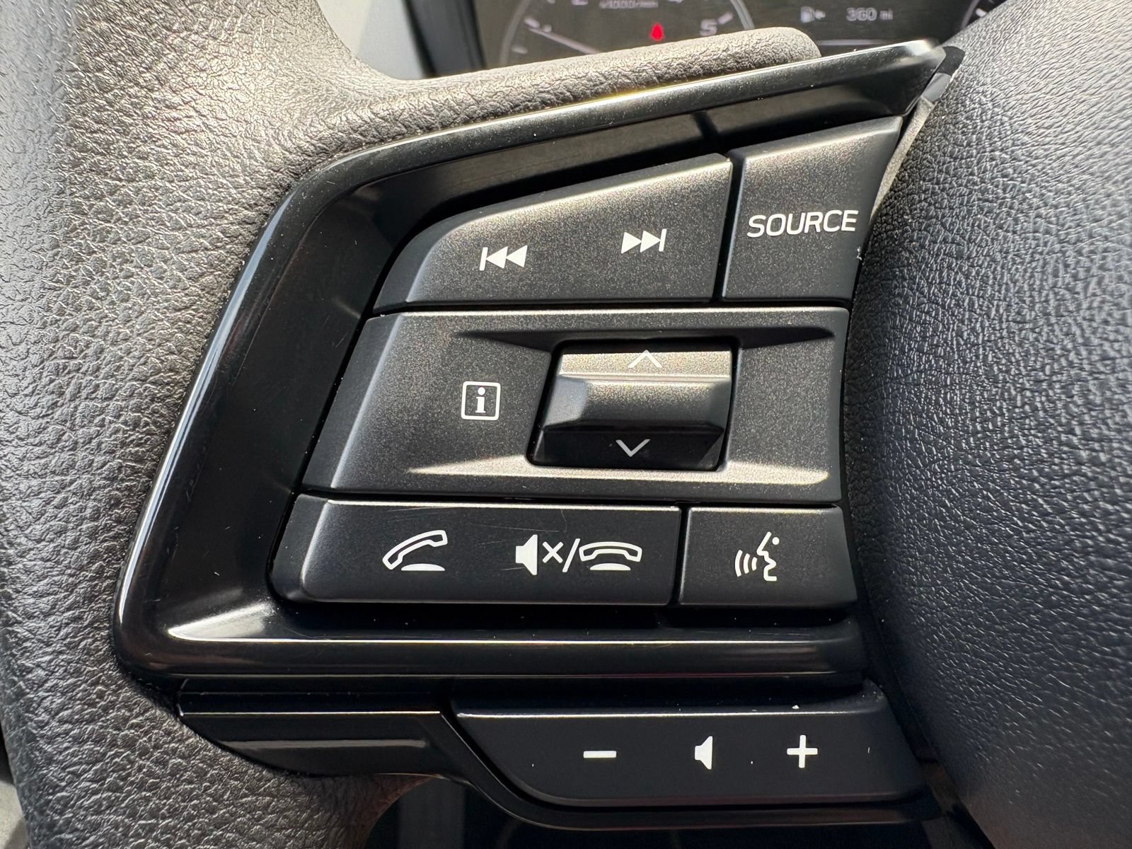 Certified 2026 Subaru Crosstrek 2.5i Premium AWD/4WD image 15
