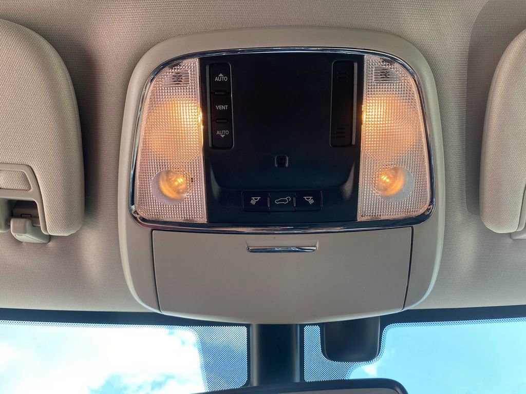 Used 2018 Dodge Durango SXT w/ Quick Order Package 2BB image 23