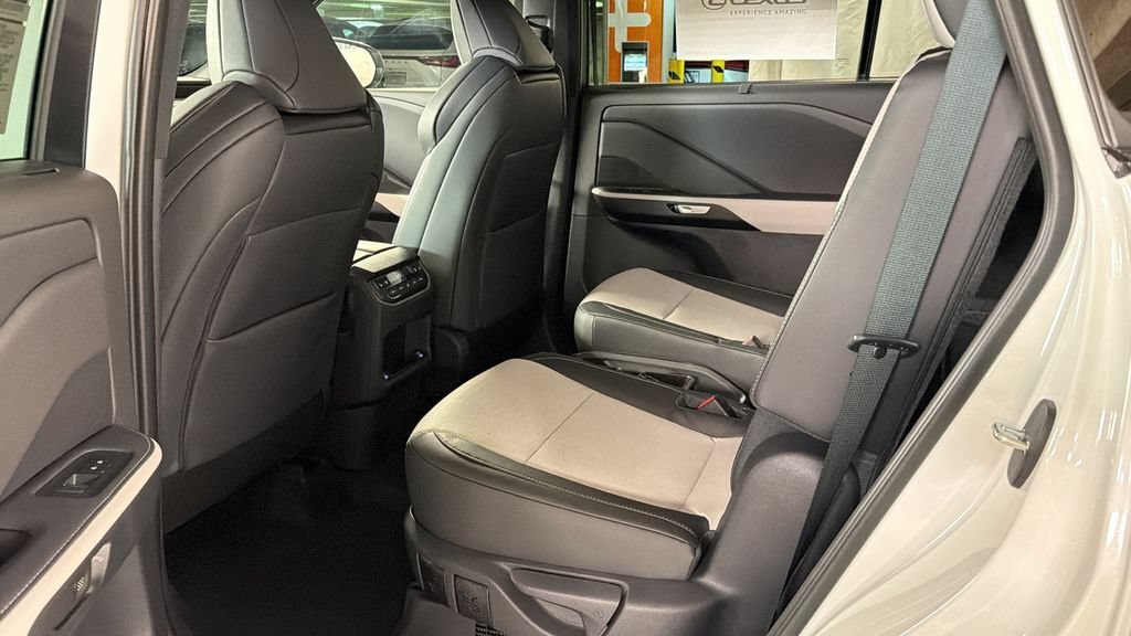 New 2026 Lexus TX 500h AWD image 10