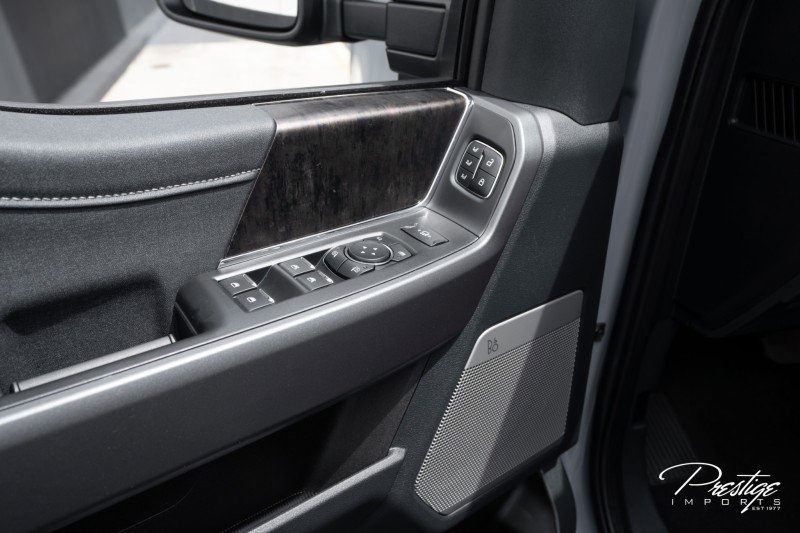 Used 2025 Ford F250 Lariat w/ Lariat Ultimate Package image 28