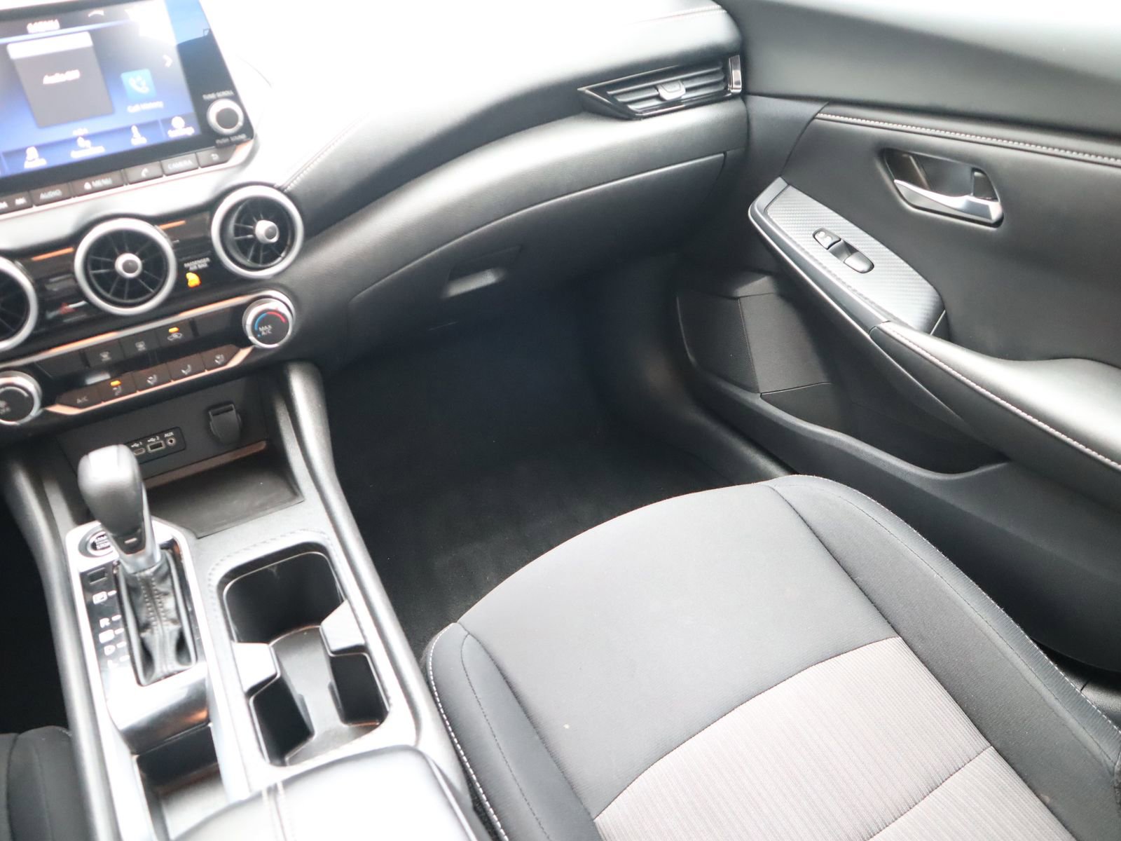 Used 2023 Nissan Sentra SV FWD image 30