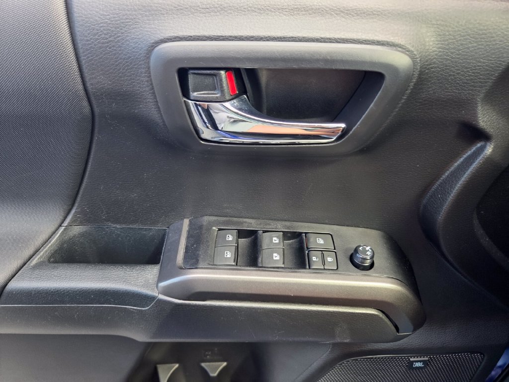 Certified 2023 Toyota Tacoma TRD Off-Road w/ TRD Premium Off Road Package AWD/4WD image 26