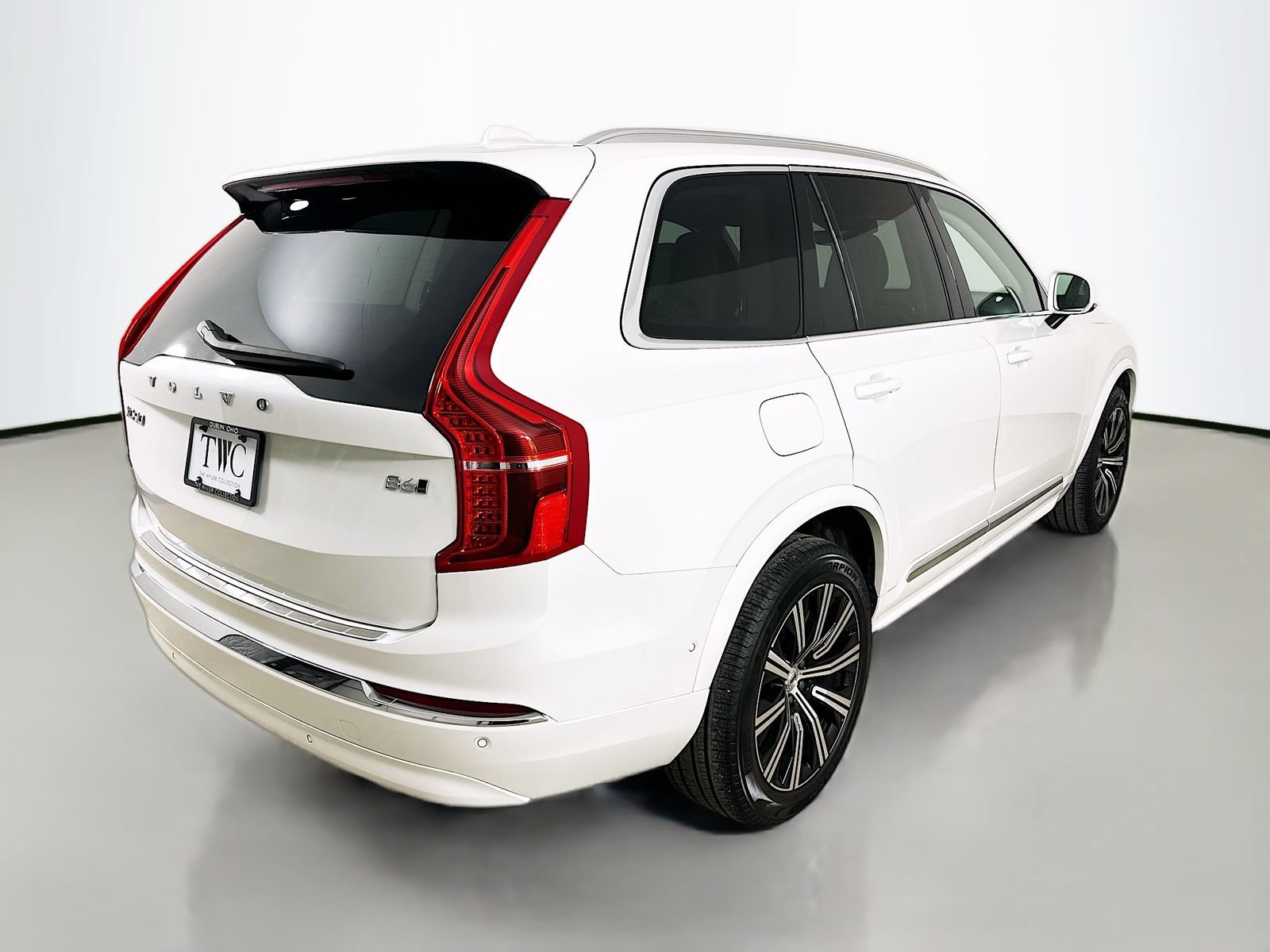 Used 2023 Volvo XC90 B6 Plus w/ Protection Package Premier AWD/4WD image 5