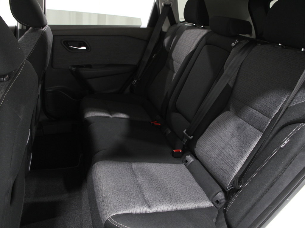 Used 2021 Nissan Rogue SV image 18