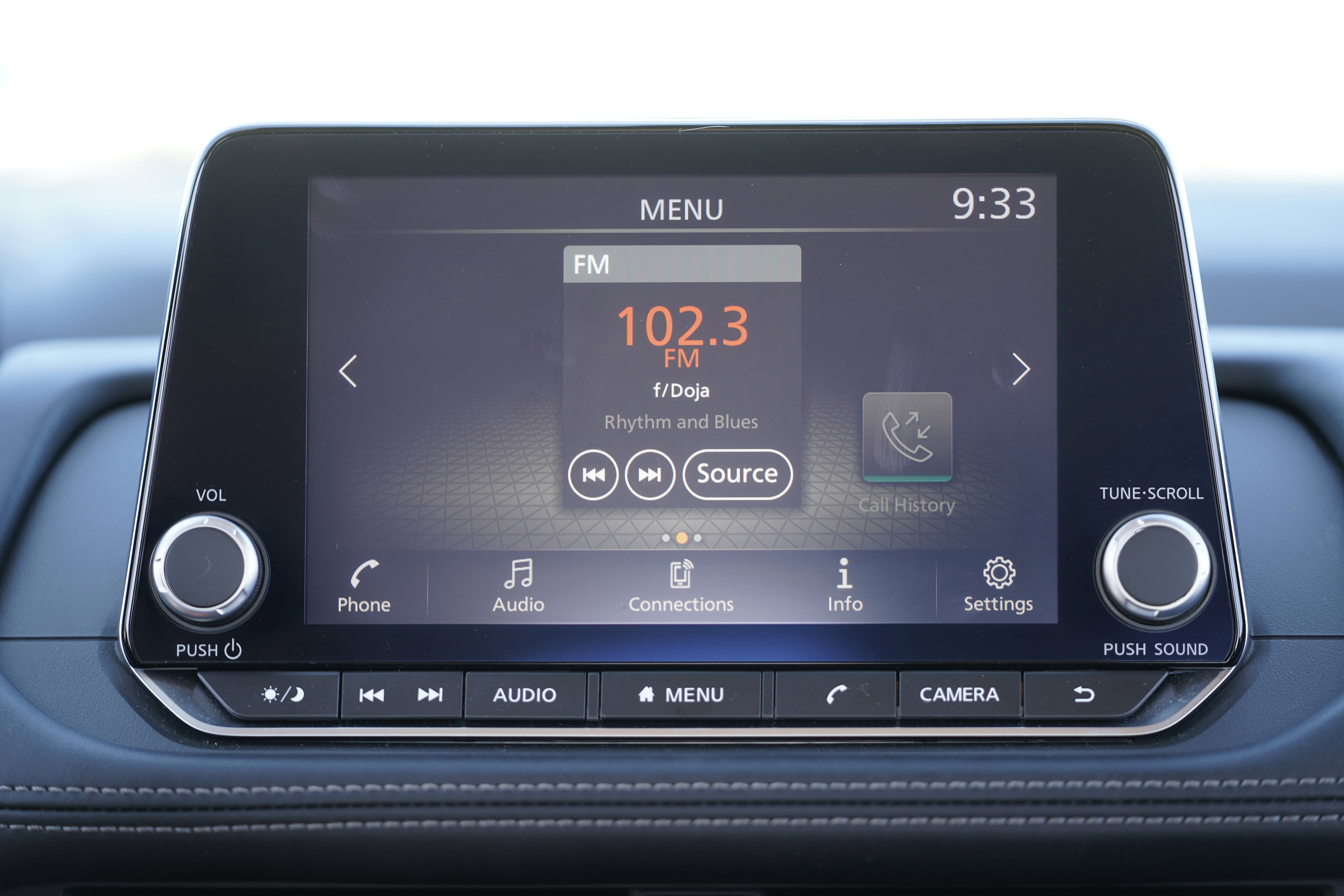 Used 2024 Nissan Rogue S image 24