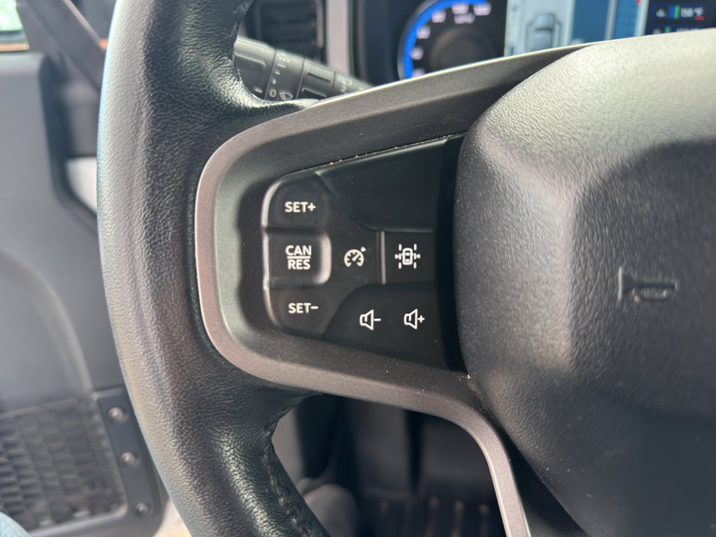 Used 2023 Ford Bronco Black Diamond w/ Sasquatch Package image 30