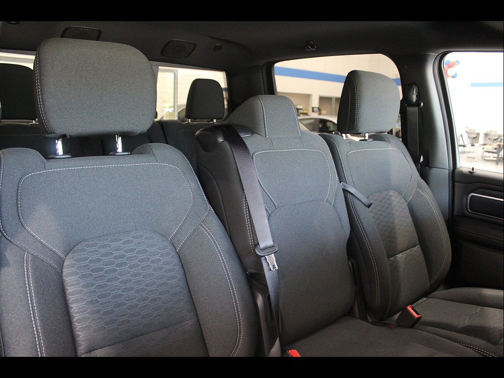 Used 2025 RAM 1500 Big Horn AWD/4WD image 24