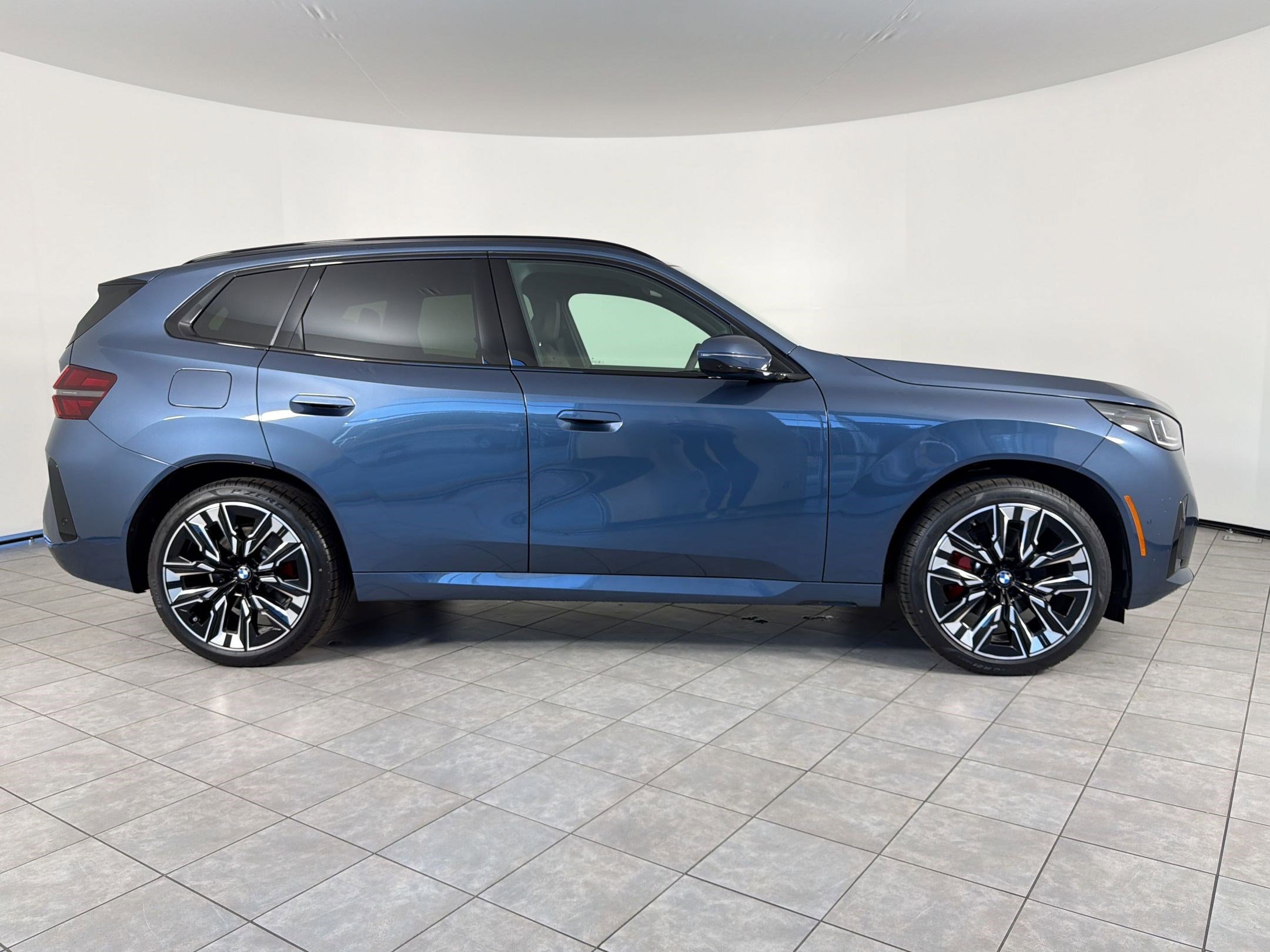 New 2026 BMW X3 xDrive30 w/ Premium Package AWD/4WD image 7