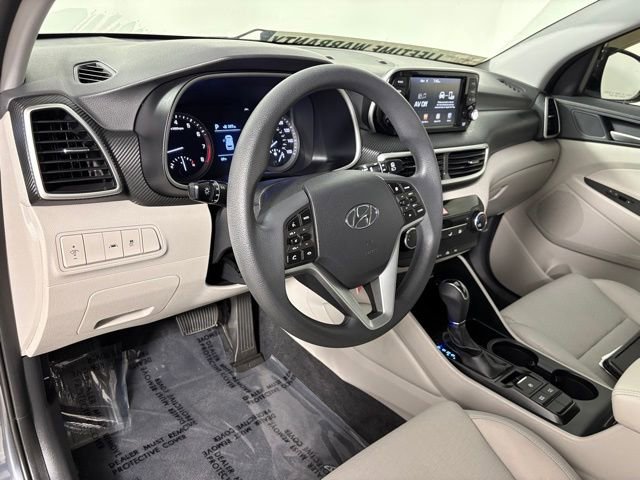 Used 2021 Hyundai Tucson SE w/ Cargo Package image 19