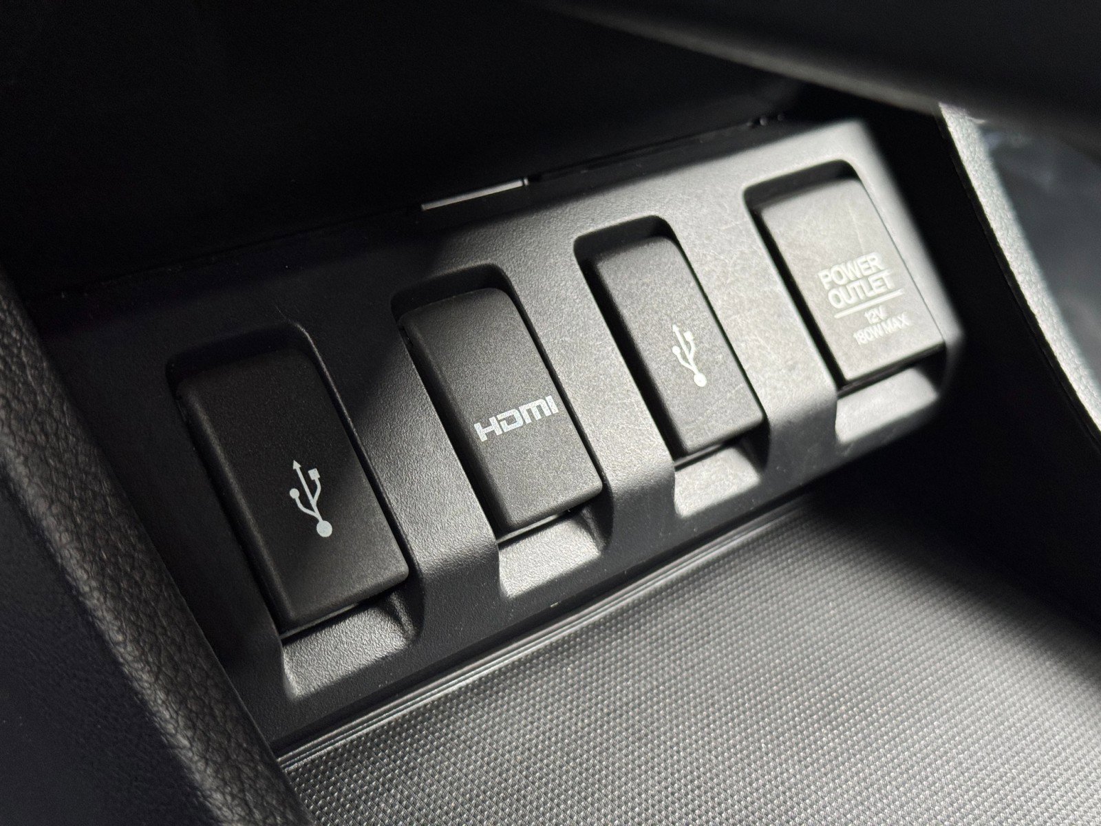 Used 2018 Honda HR-V EX image 28