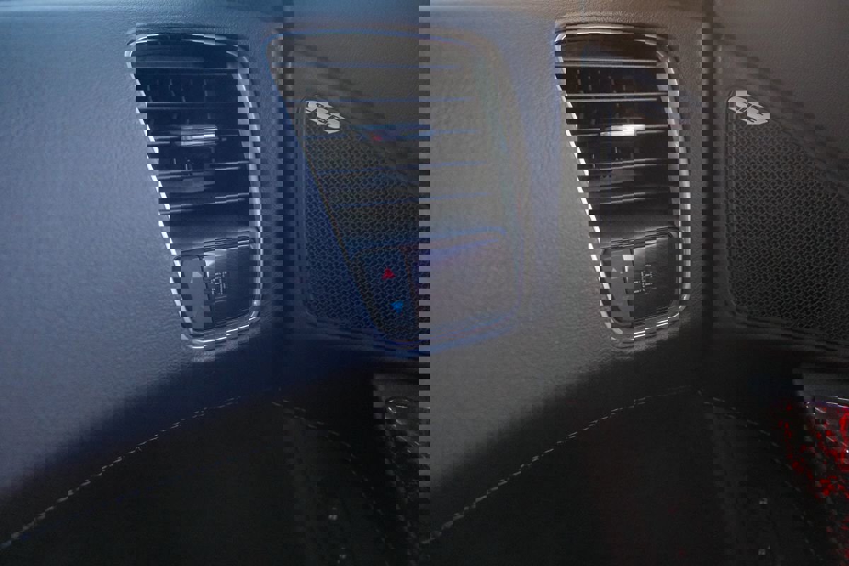 Used 2019 Chevrolet Corvette Grand Sport w/ Carbon Flash Badge Package image 27