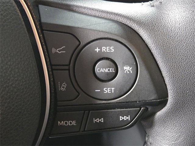 Used 2021 Toyota RAV4 Limited image 24