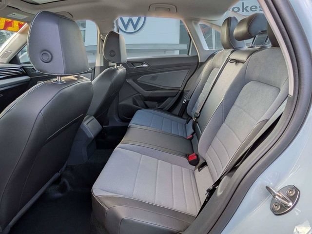 New 2027 Volkswagen Jetta SE FWD image 13