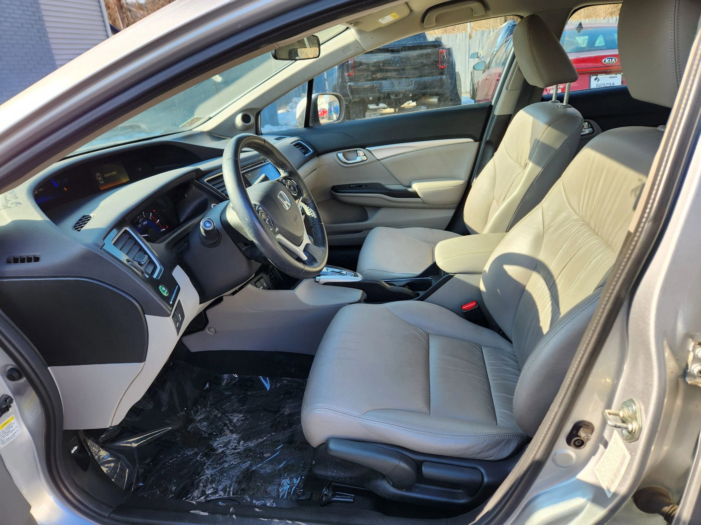 Used 2015 Honda Civic Hybrid Sedan image 23