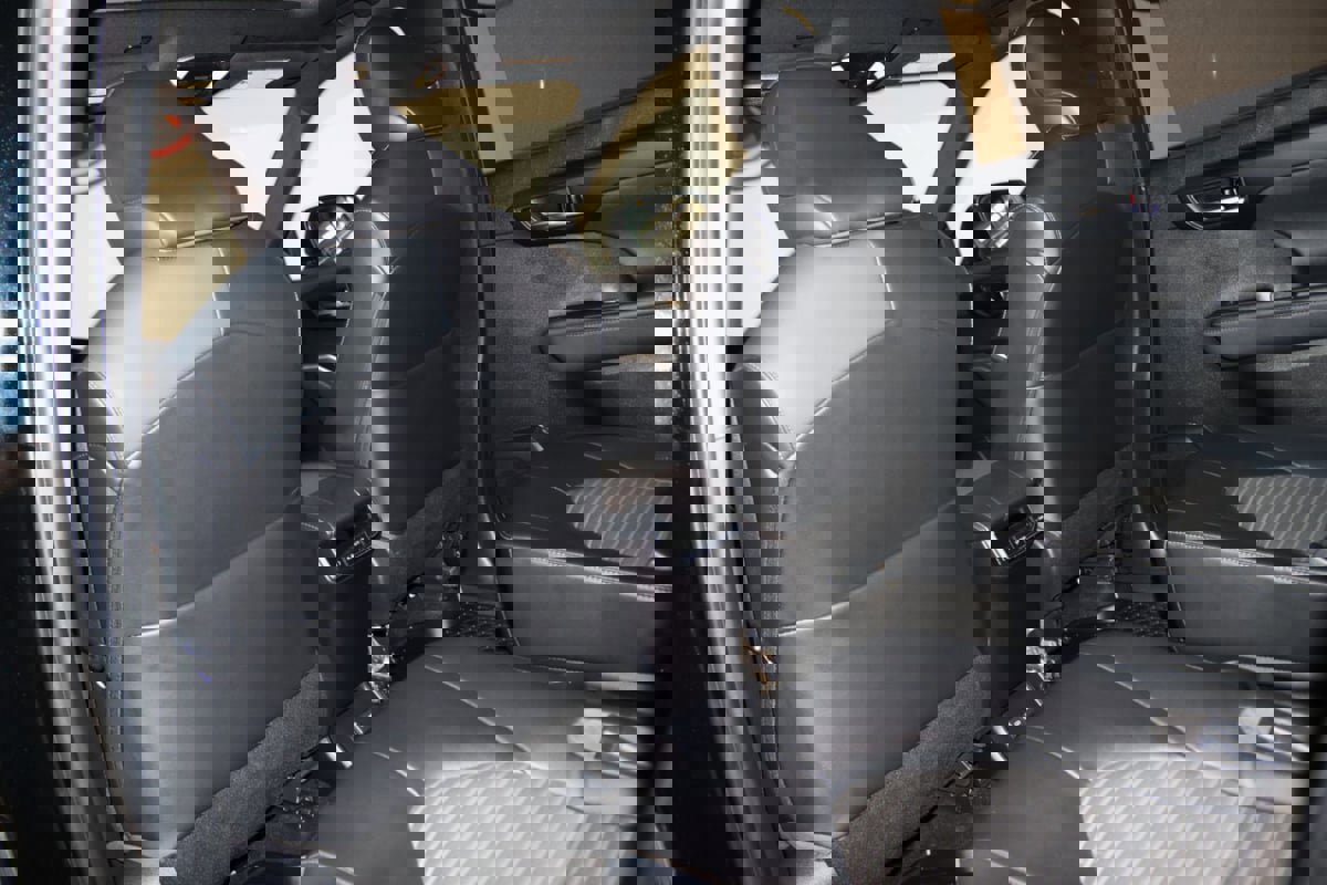 Used 2023 Toyota Highlander L image 50