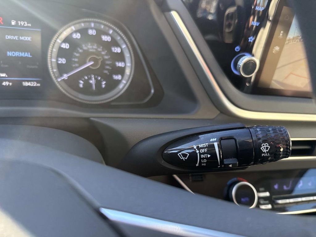 Used 2023 Hyundai Sonata SEL image 29