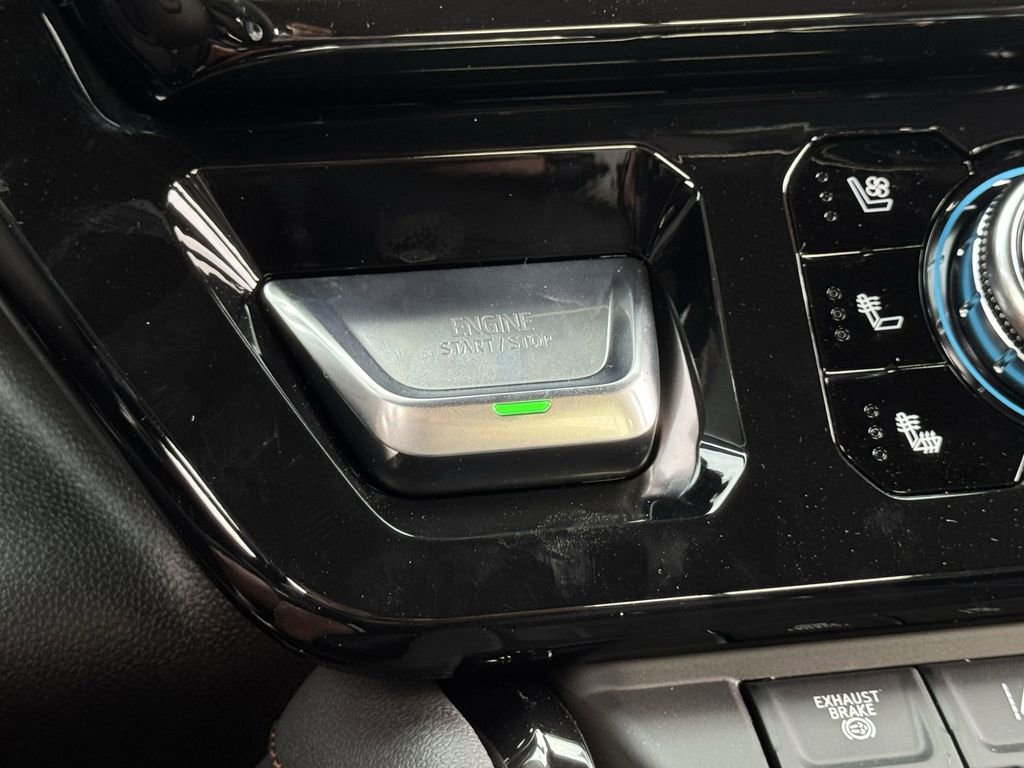 New 2026 GMC Sierra 2500 AT4 w/ AT4 Premium Plus Package image 16