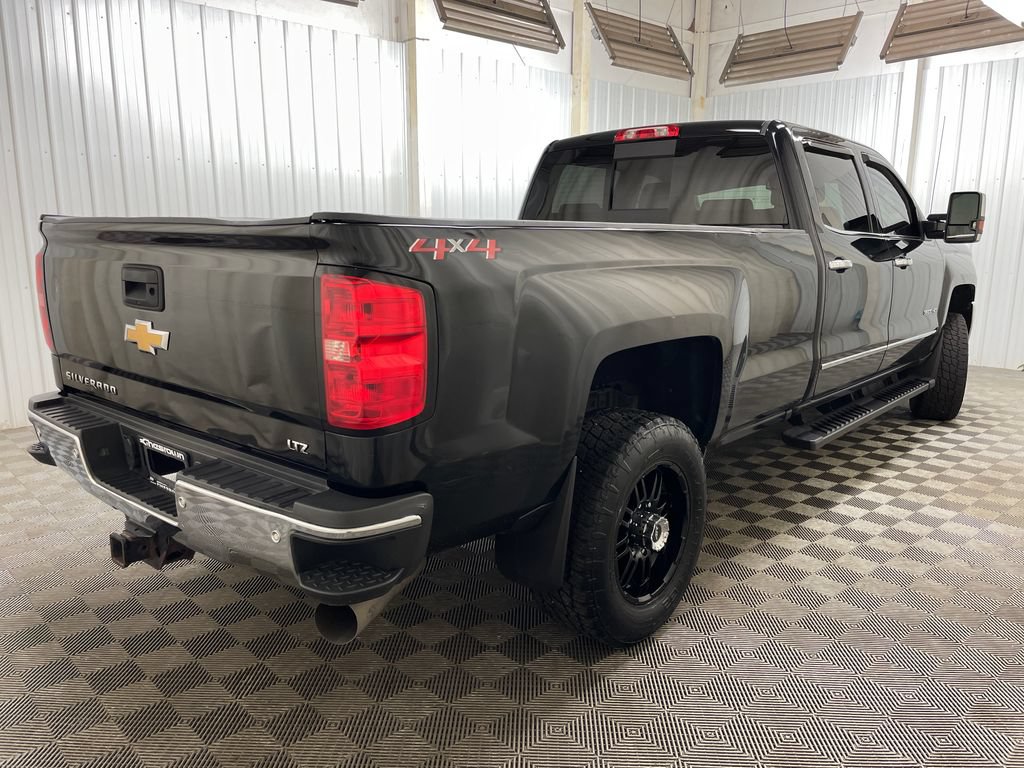 Used 2018 Chevrolet Silverado 3500 LTZ w/ Duramax Plus Package AWD/4WD image 21