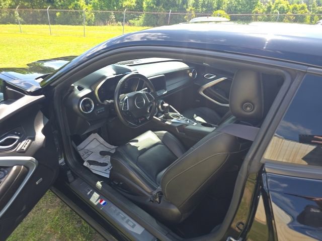 Used 2016 Chevrolet Camaro SS RWD image 14