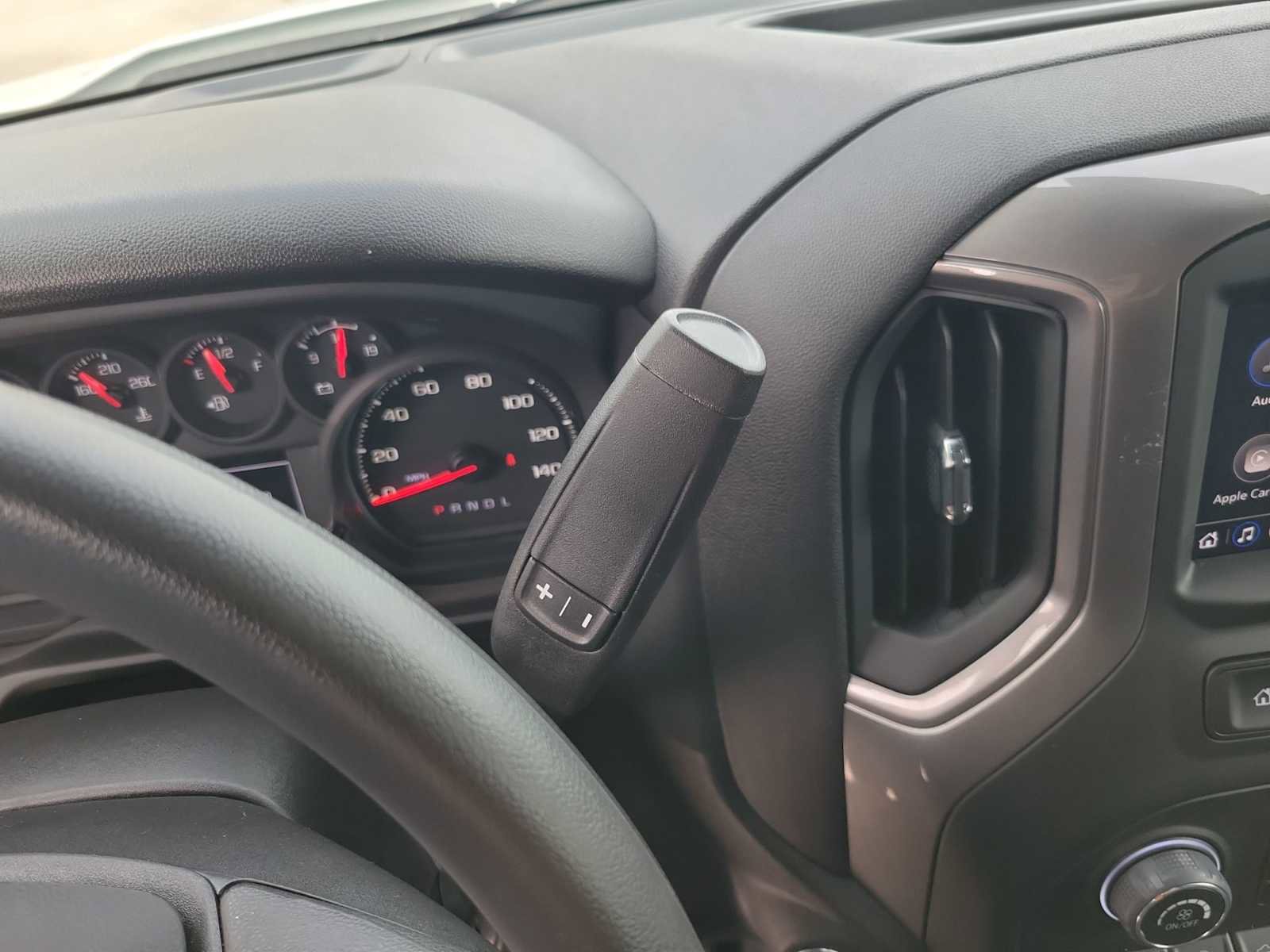 Used 2025 Chevrolet Silverado 1500 Custom image 17