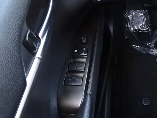 Certified 2021 Toyota Camry SE FWD image 35