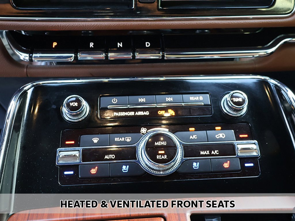 Used 2022 Lincoln Navigator Reserve image 10