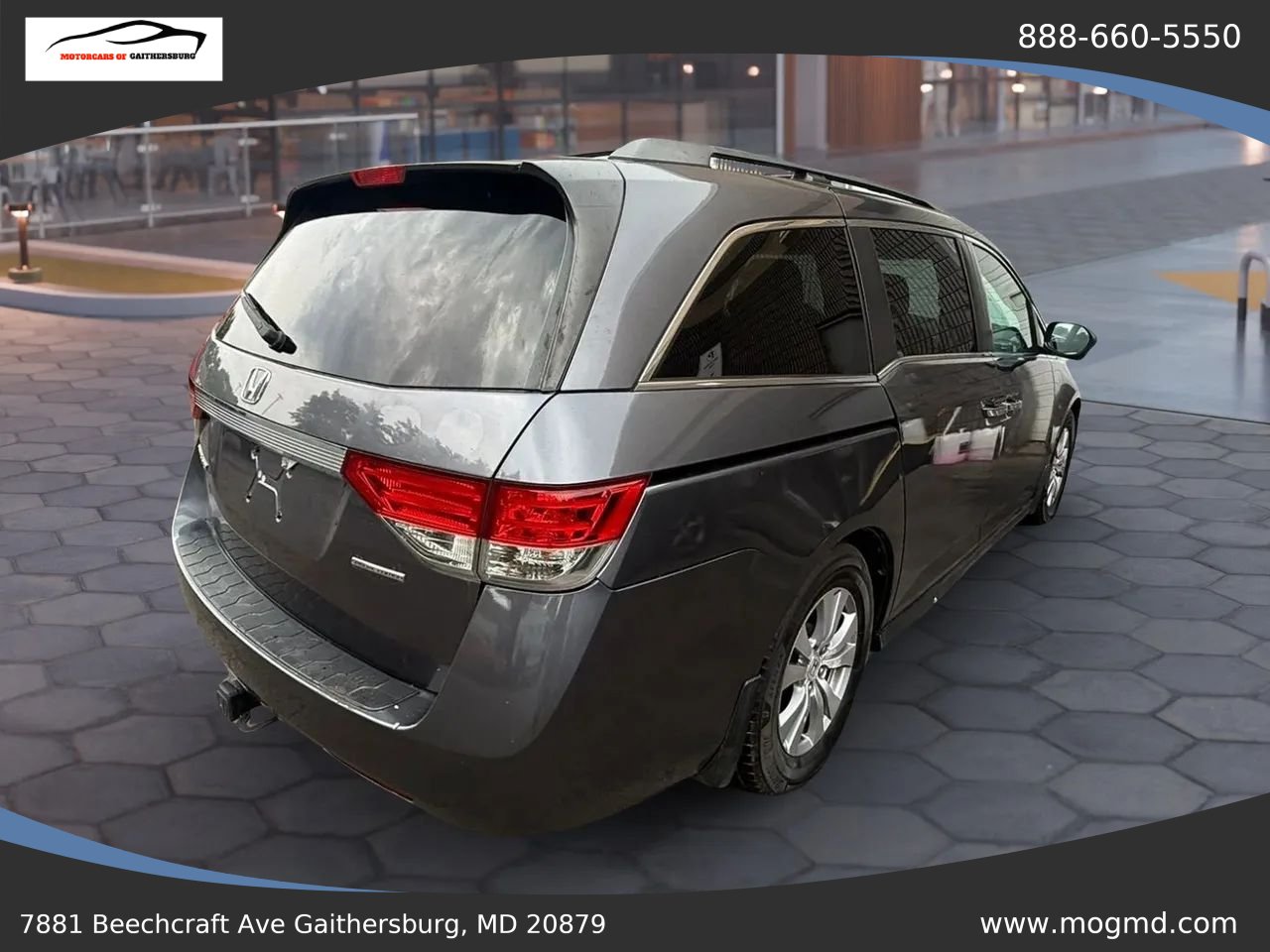 Used 2016 Honda Odyssey SE image 3