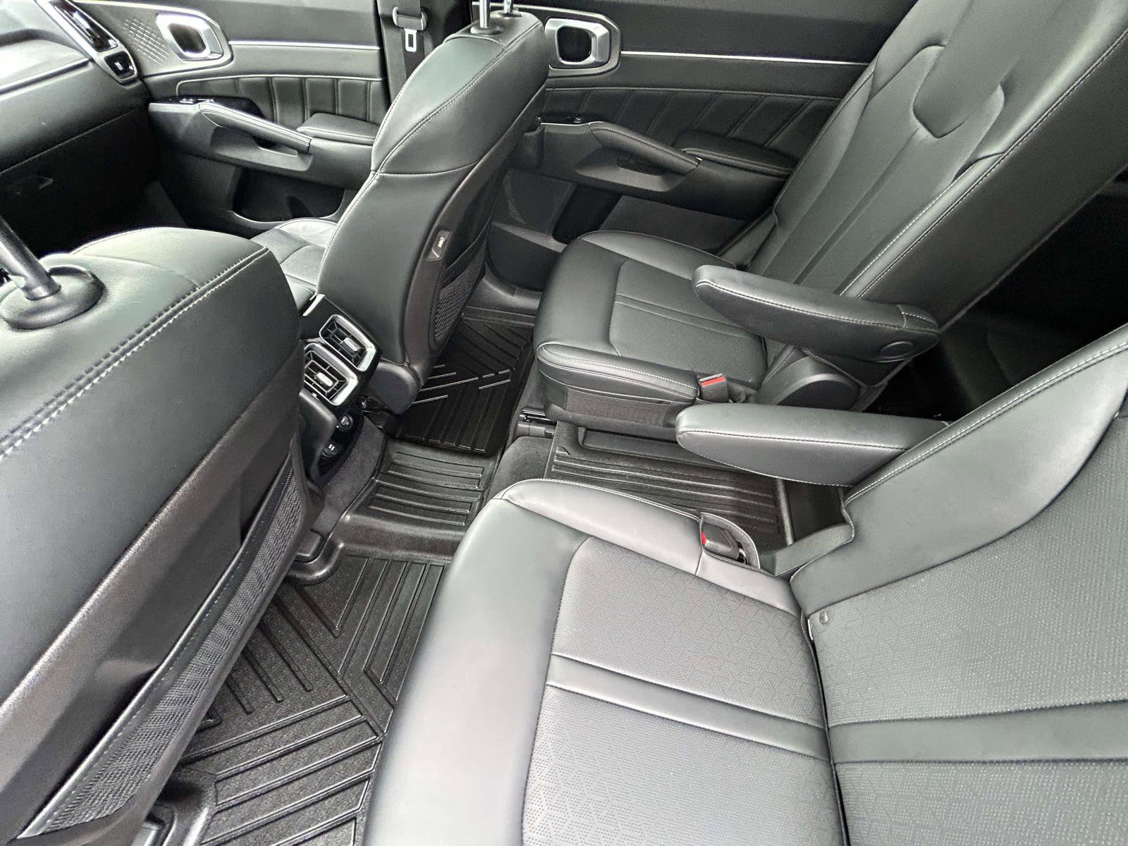 Used 2021 Kia Sorento SX image 12