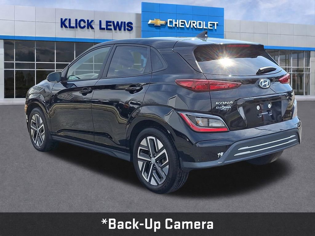 Used 2023 Hyundai Kona SE image 5