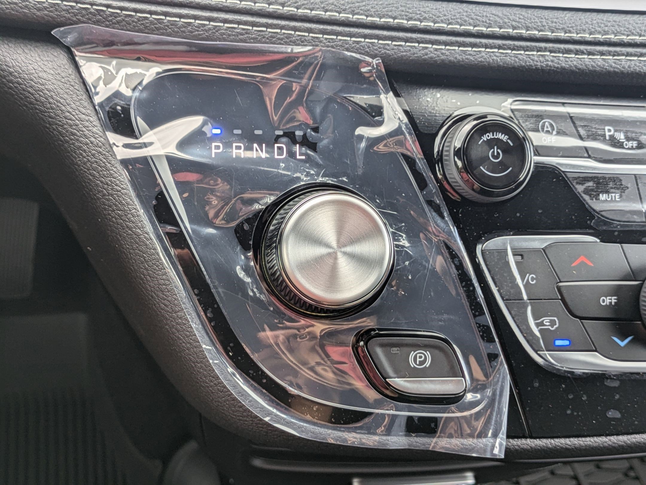 New 2026 Chrysler Pacifica Select image 16