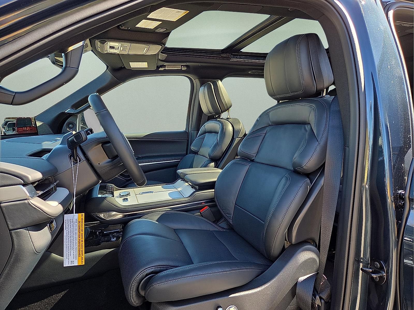 New 2026 Lincoln Navigator L Reserve w/ Jet Appearance Package image 15