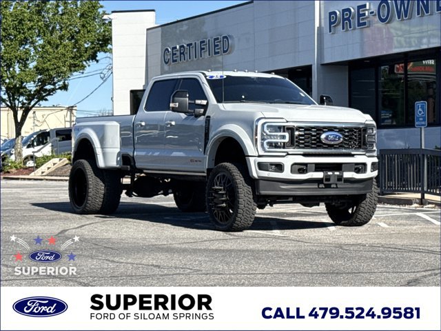 Used 2025 Ford F450 Platinum AWD/4WD image 1