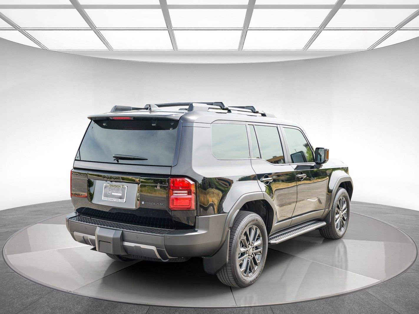 Used 2024 Toyota Land Cruiser image 4