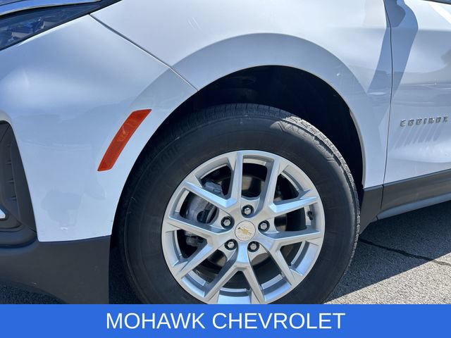 Used 2024 Chevrolet Equinox LS w/ LS Convenience Package AWD/4WD image 33