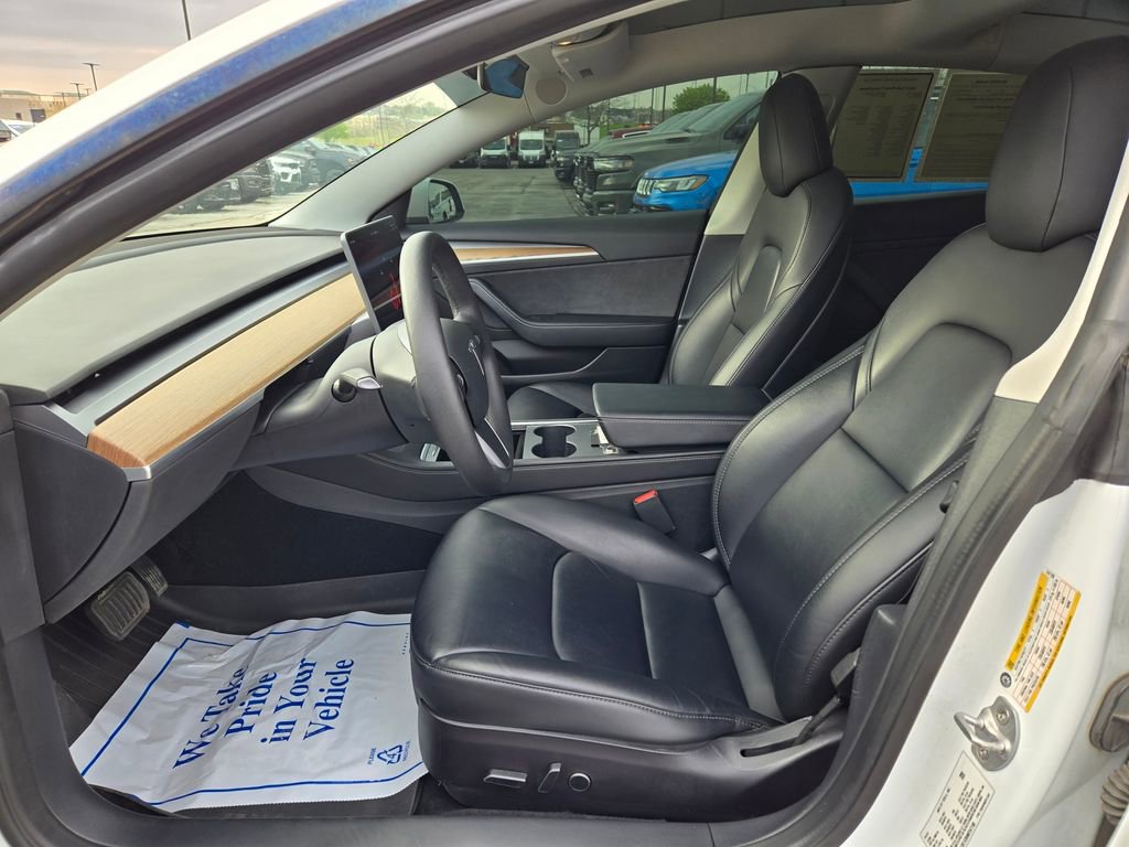 Used 2022 Tesla Model 3 Long Range AWD/4WD image 13
