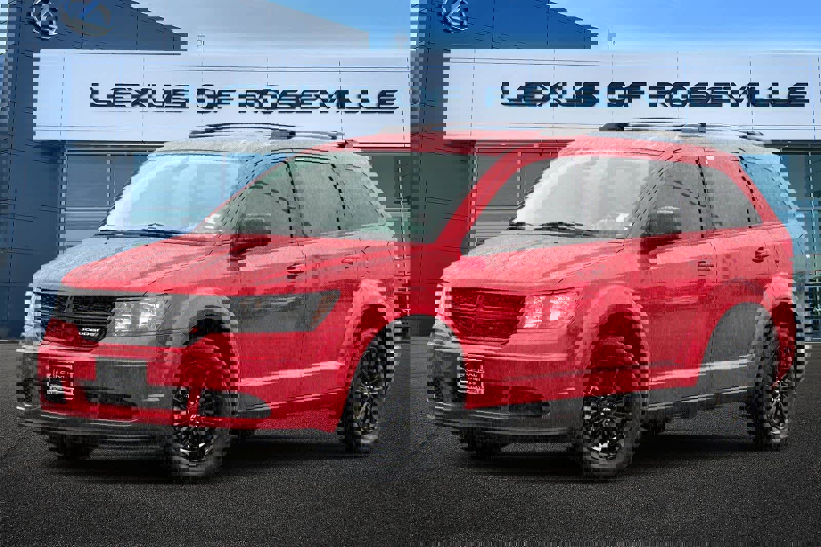 Used 2020 Dodge Journey SE w/ Blacktop Package