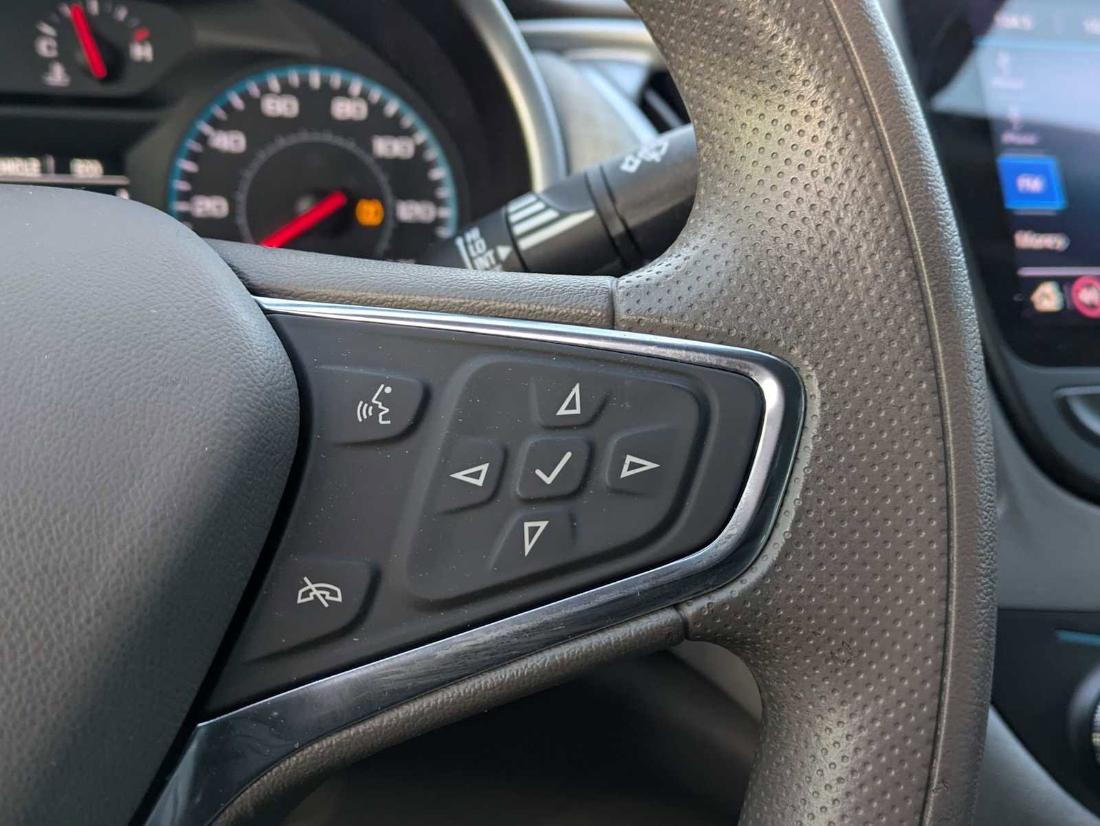 Used 2020 Chevrolet Malibu LS w/ Driver Confidence Package II image 22