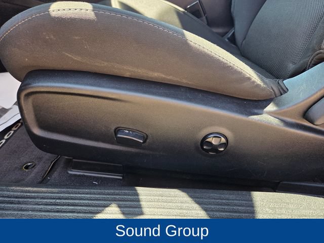 Used 2016 Dodge Challenger R/T RWD image 17