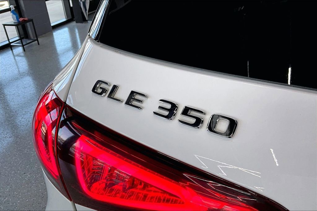 Used 2021 Mercedes-Benz GLE 350 4MATIC image 25