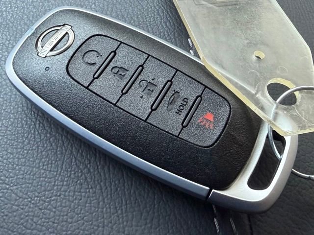 New 2026 Nissan Kicks SR w/ SR Premium Package image 33