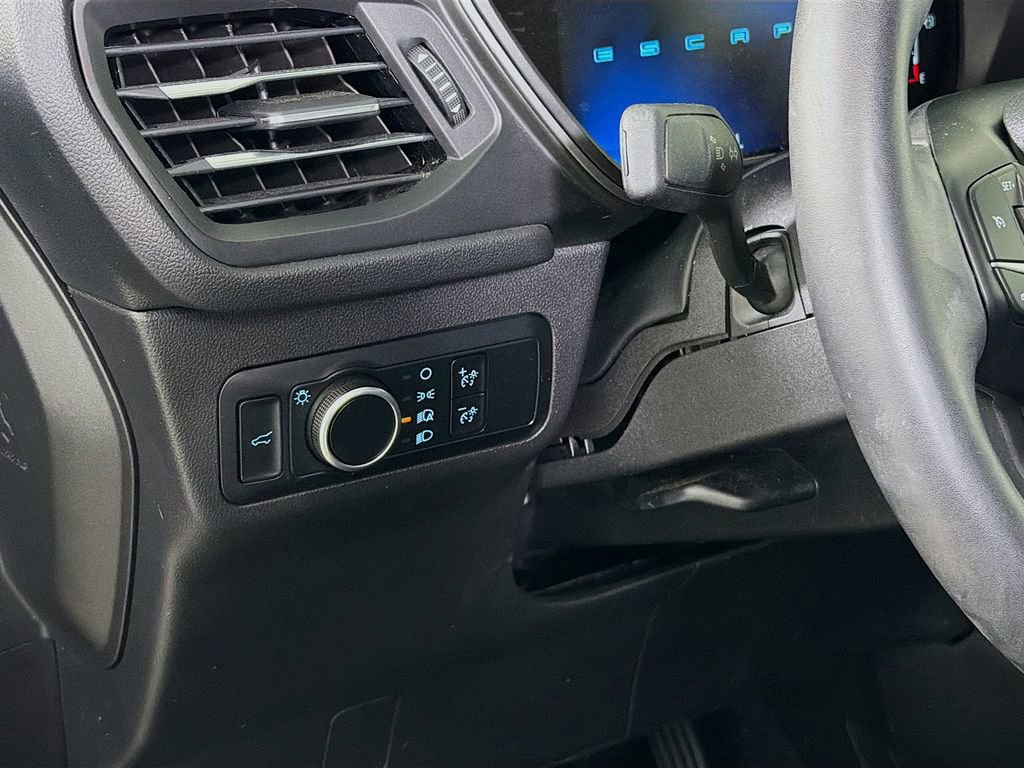 Used 2024 Ford Escape Active image 12