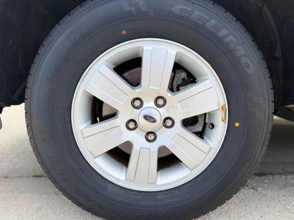 Used 2010 Ford Explorer Sport Trac XLT RWD image 11